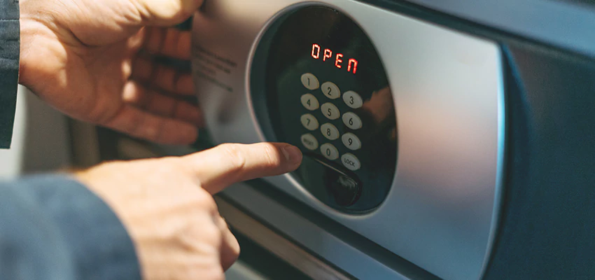 Cash Safe Openers in Rubidoux, California