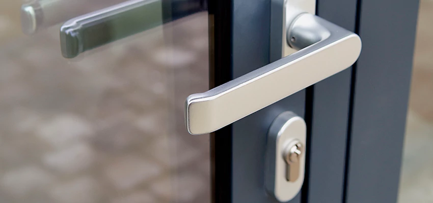 Broken Door Lock Cylinder Repair in Rubidoux, California