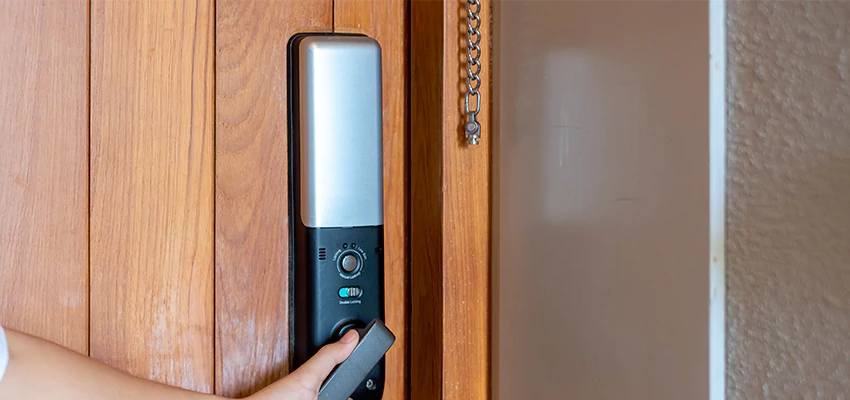 Home Security Electronic Locks Upgrades in Rubidoux, CA